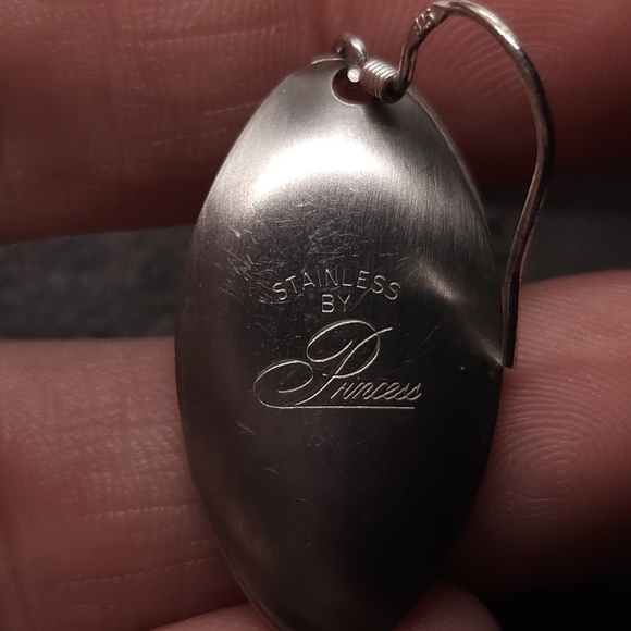 Princess Multi Stone & Abalone Shell Chip Necklace Cuff Bracelet & Earring Set - Picture 7 of 16